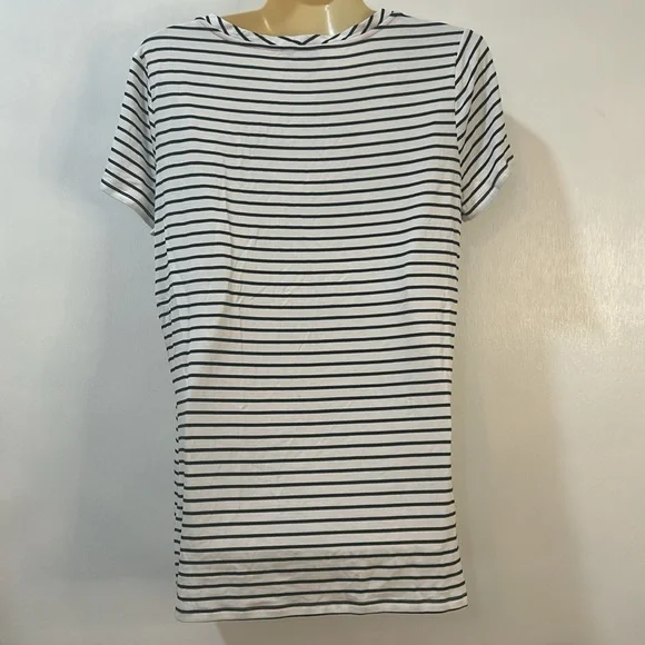 NEIMAN MARCUS BLOUSE WOMEN SZ L SHORT SLEEVE STRIPPED WHITE BLACK W CHERRY NEW - Picture 2 of 9